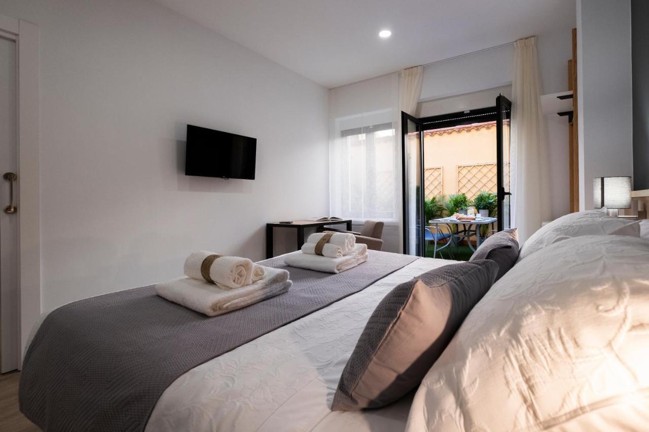 Luxor Torre Del Clavero Apartments Саламанка Екстериор снимка